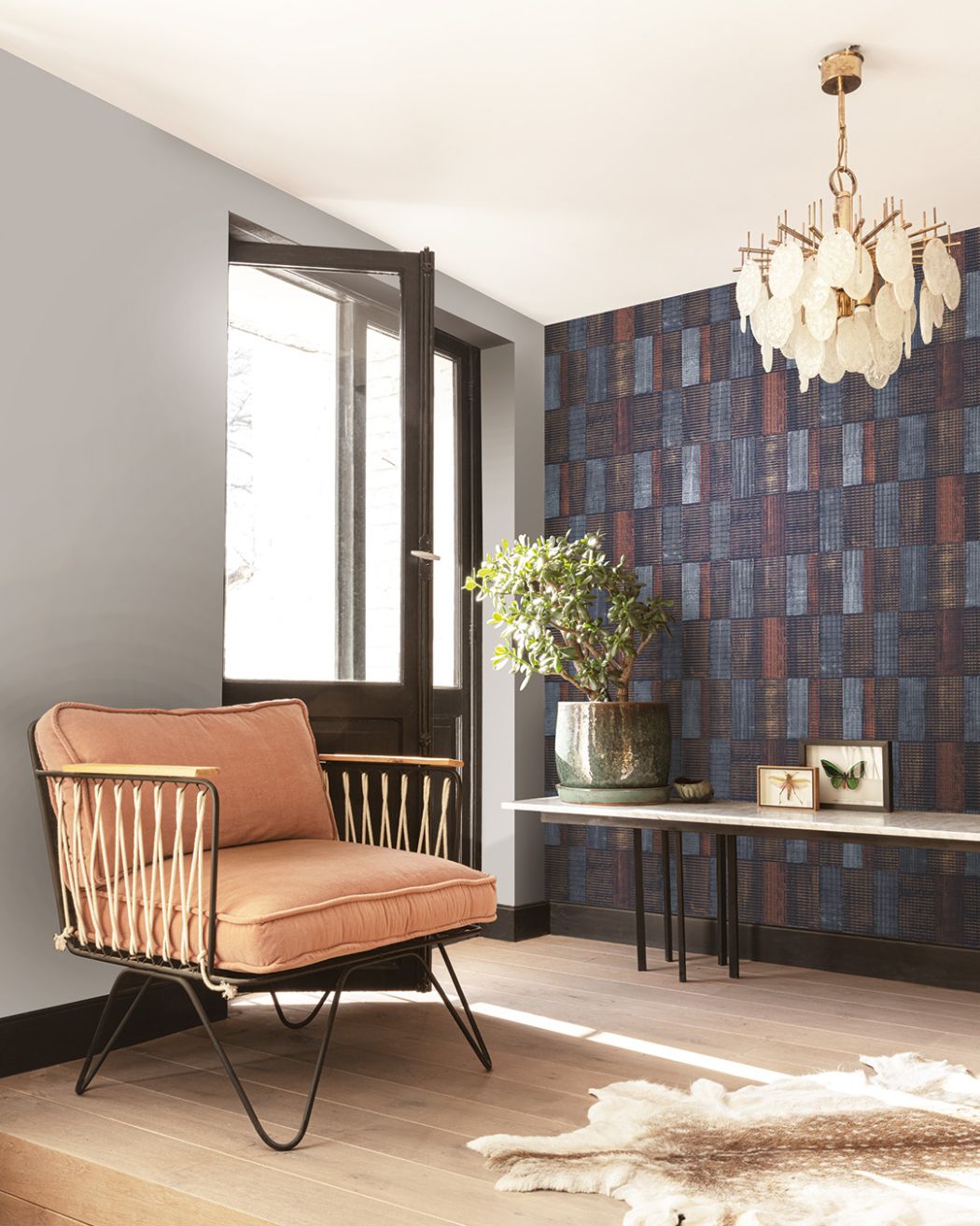 art deco inspirerad inredning med geometrisk tapet